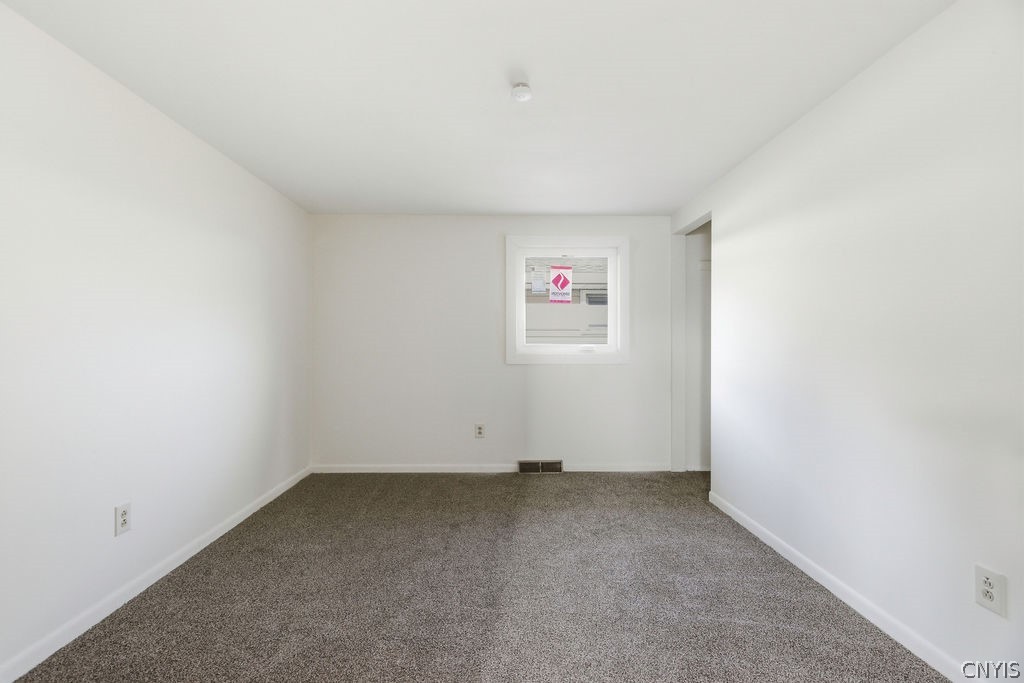 5180 Orangeport Road Clay, NY 13029 - Photo 20 of 47