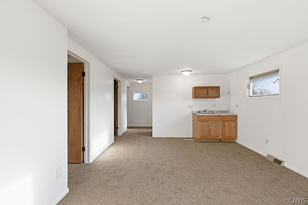 5180 Orangeport Road Clay, NY 13029 - Photo 27 of 47