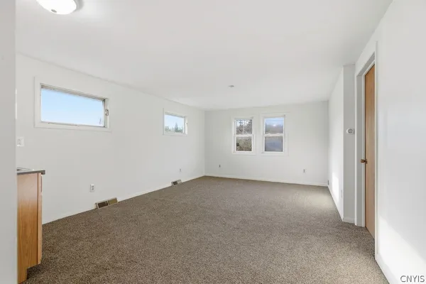 $349,900 | 5180 Orangeport Road, Clay, NY 13029