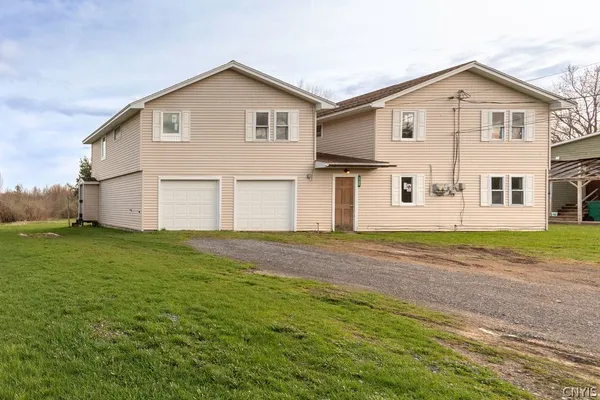 $349,900 | 5180 Orangeport Road, Clay, NY 13029