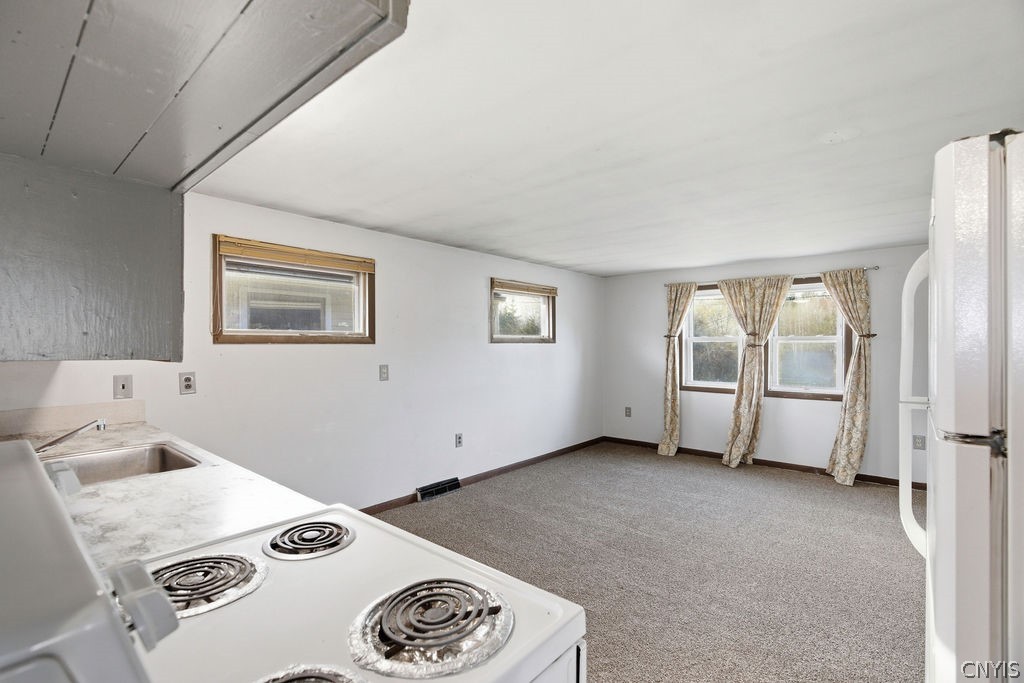 5180 Orangeport Road Clay, NY 13029 - Photo 33 of 47