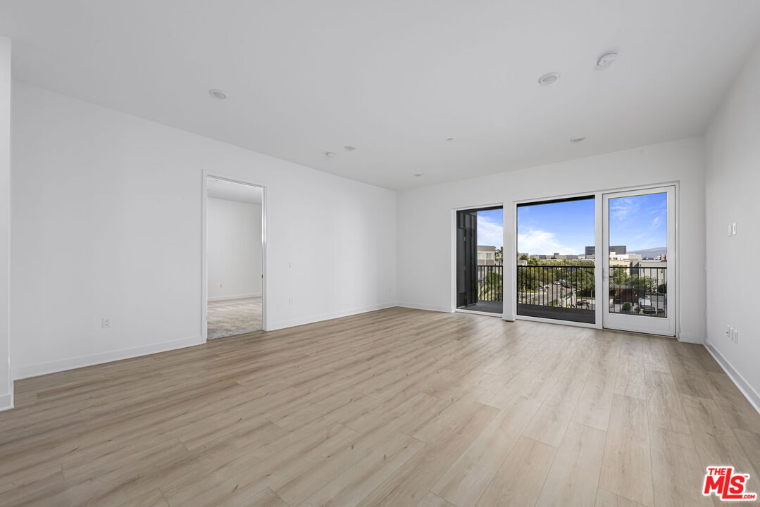 3408 Rivington Irvine, CA 92612 - Photo 7 of 44 Gallery Image 7