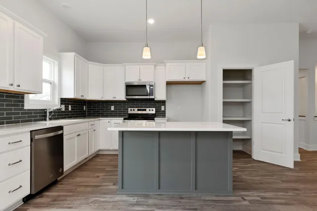 $343,000 | 5832 Forestor Drive, Park City, KS 67219