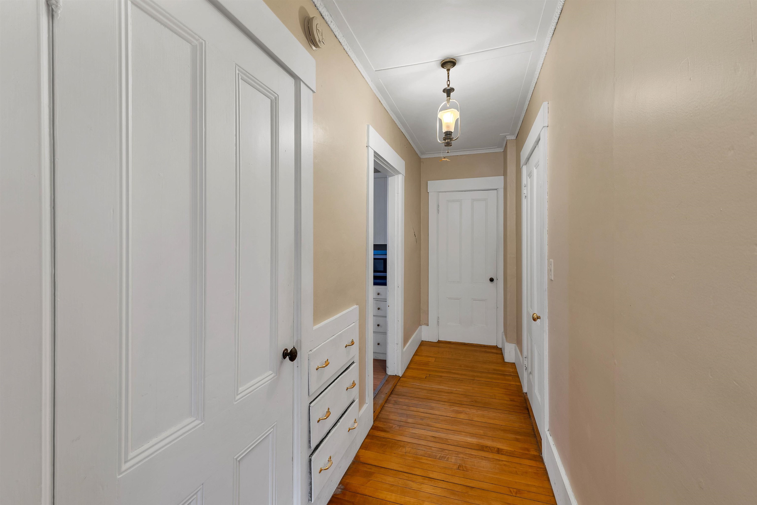 11 Leonard Street Rochester, NH 03867 - Photo 4 of 18