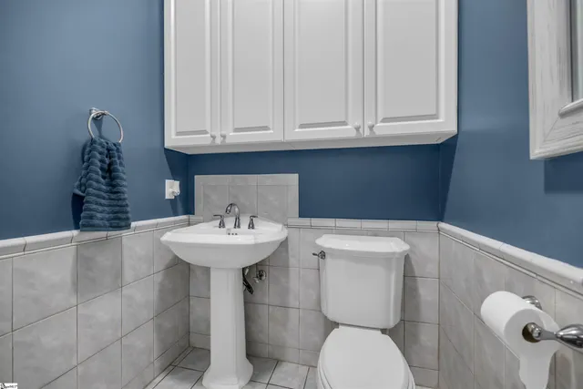 $1,050,000 | 88 Summerset Point Drive, Cross Hill, SC 29332