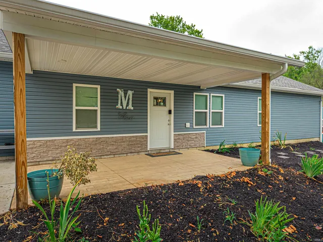 $480,000 | 1500 South Pelzer Road, Boonville, IN 47601