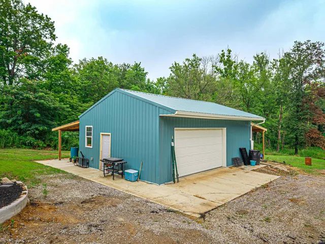 $480,000 | 1500 South Pelzer Road, Boonville, IN 47601