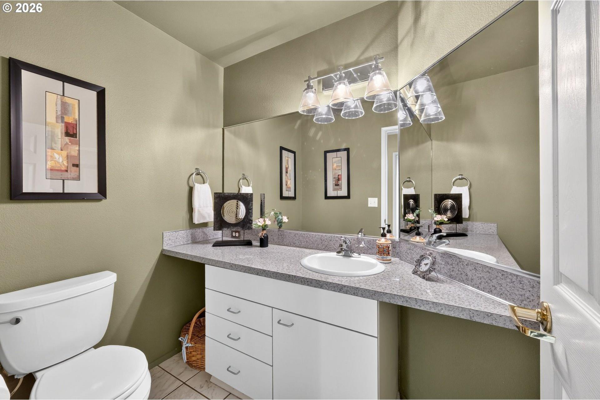 2449 Northwest Logan Street Camas, WA 98607 - Photo 24 of 39 Bathroom