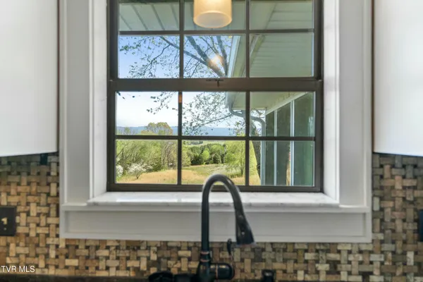 $689,000 | 1417 Upland Avenue, Greeneville, TN 37743