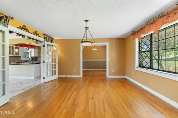 $689,000 | 1417 Upland Avenue, Greeneville, TN 37743