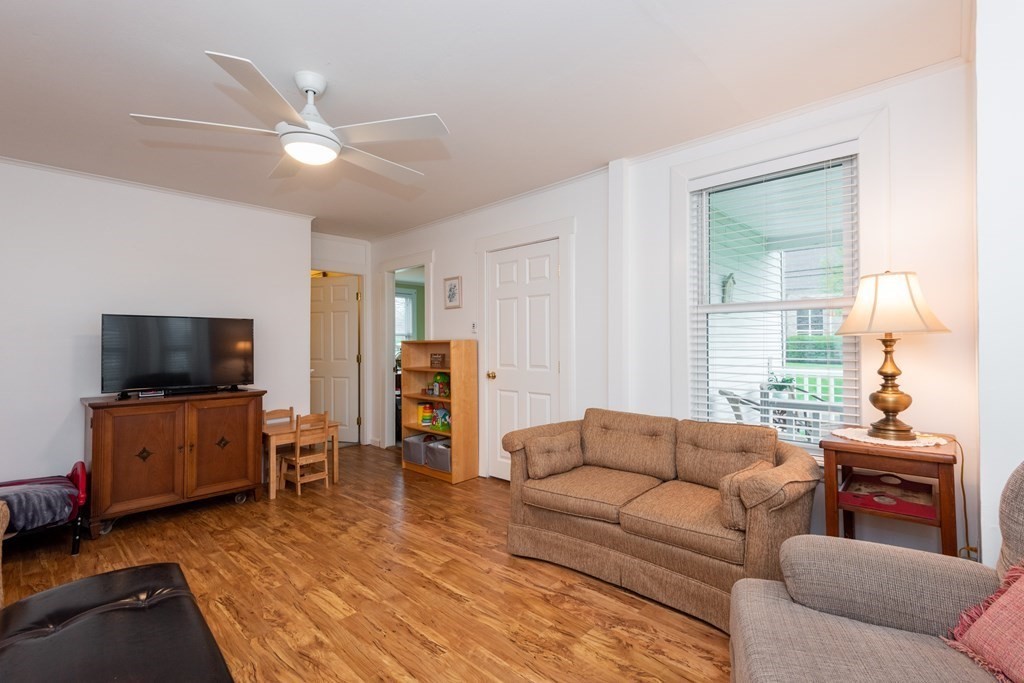 49 Linebrook Road Ipswich, MA 01938 - Photo 9 of 40 Gallery Image 9