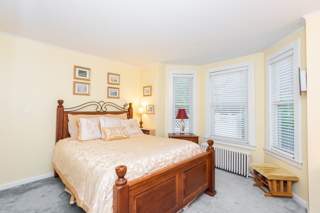 49 Linebrook Road Ipswich, MA 01938 - Photo 10 of 40 Gallery Image 10