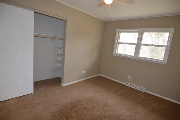 $369,900 | 34550 North Wilson Road, Ingleside, IL 60041