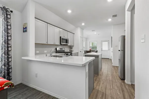 $2,200 | 4001 Fairmont Lane, Crandall, TX 75114