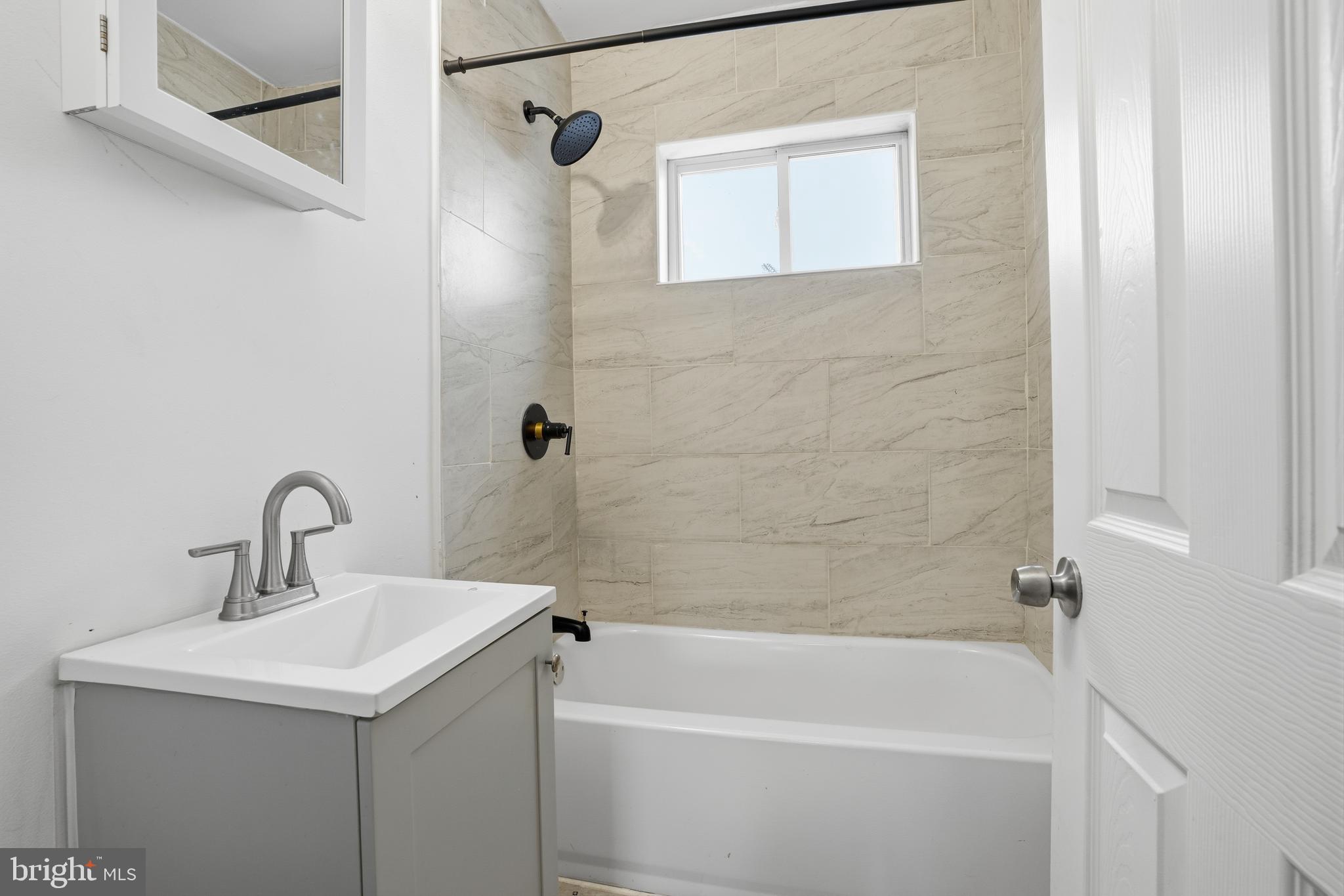 311 West Raymond Street Philadelphia, PA 19140 - Photo 11 of 22