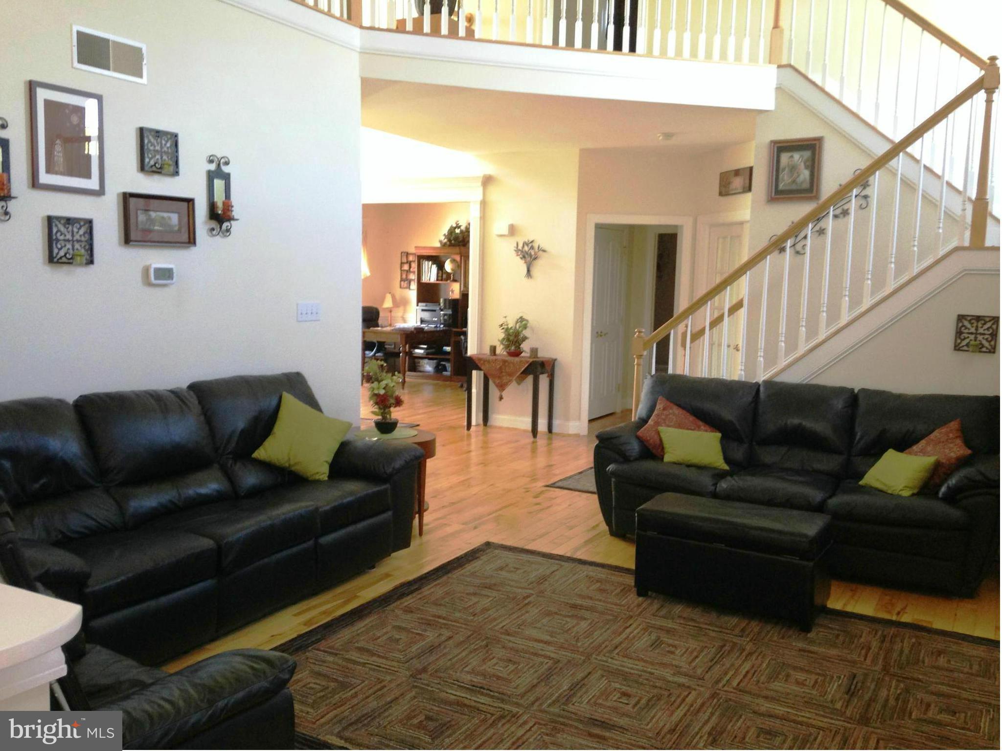 18 Jumpgate Loop Elkton, MD 21921 - Photo 11 of 29 Great room