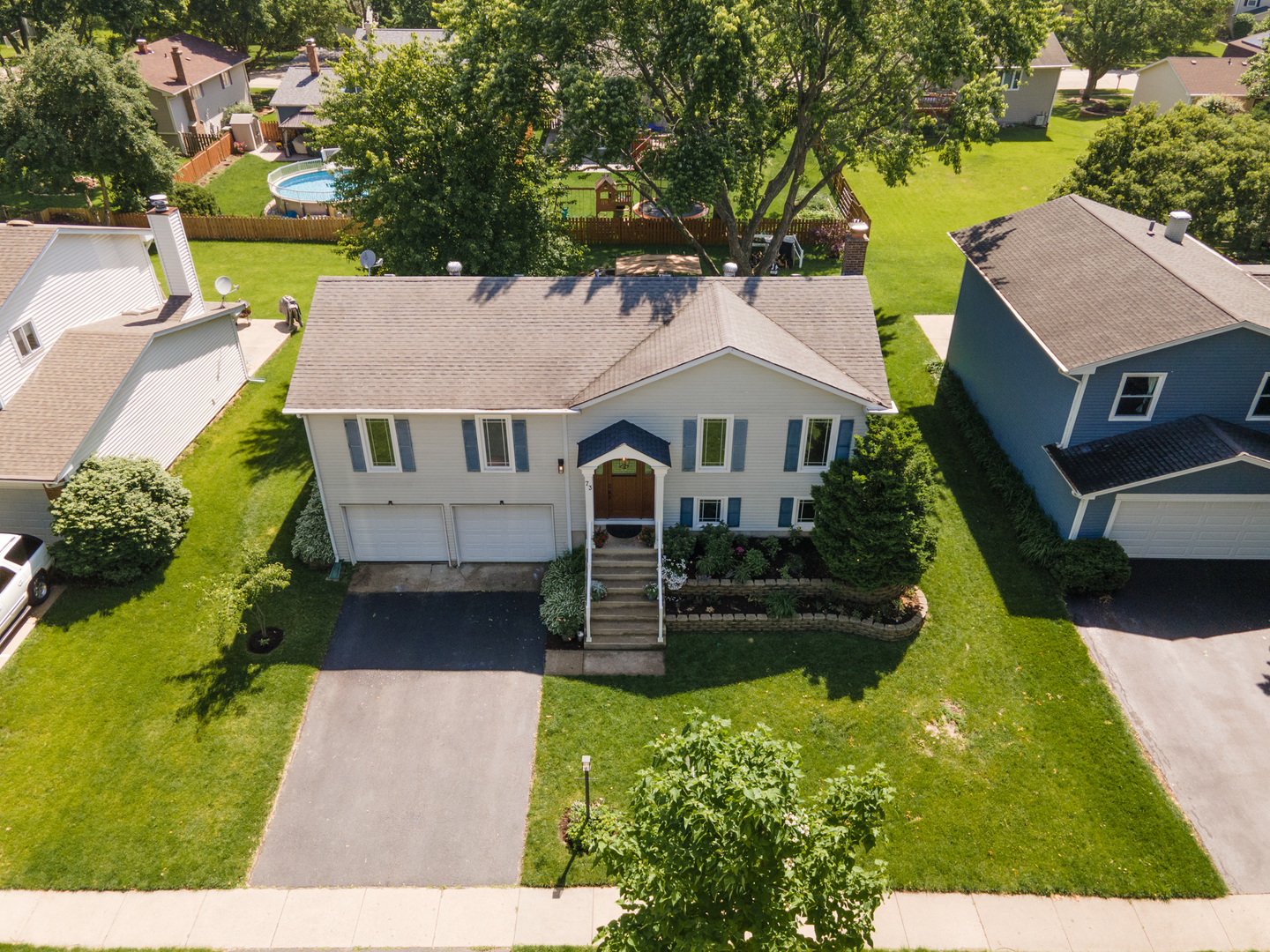 73 Fairfield Lane Cary, IL 60013 - Photo 1 of 33 an aerial view of a house