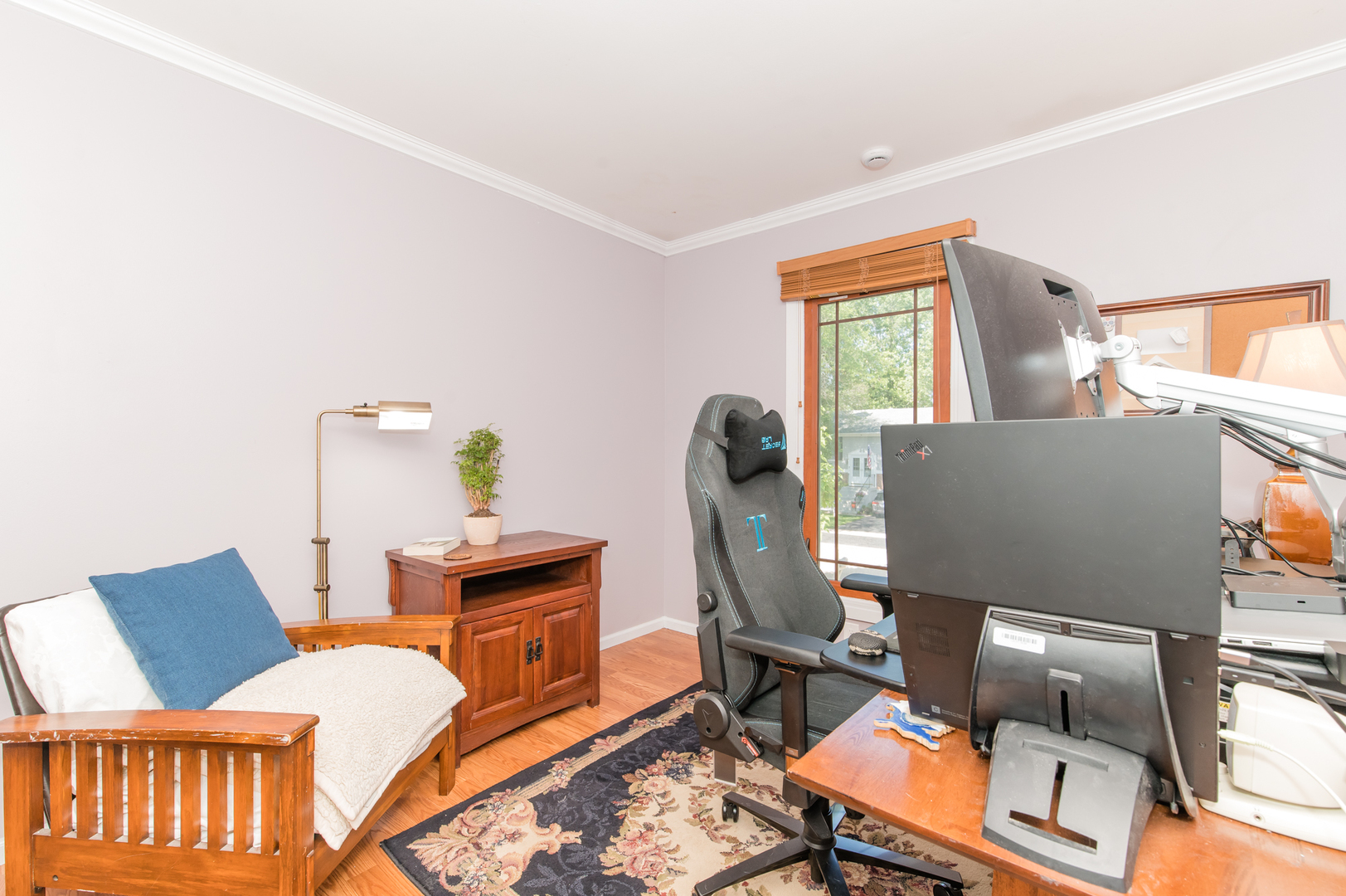 73 Fairfield Lane Cary, IL 60013 - Photo 23 of 33 a living room with furniture and wooden floor