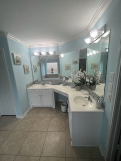 6611 Early Fall Drive Humble, TX 77338 - Photo 11 of 18 a bathroom with a sink double vanity and a mirror