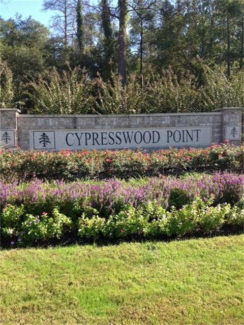 6611 Early Fall Drive Humble, TX 77338 - Photo 2 of 18 a view of garden with flowers