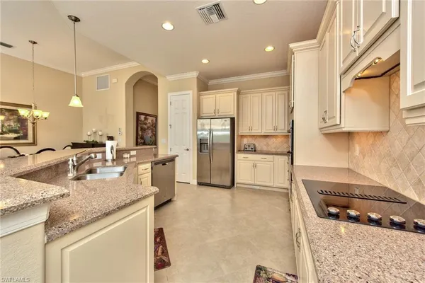 $9,000 | 7755 Martino Circle, Naples, FL 34112