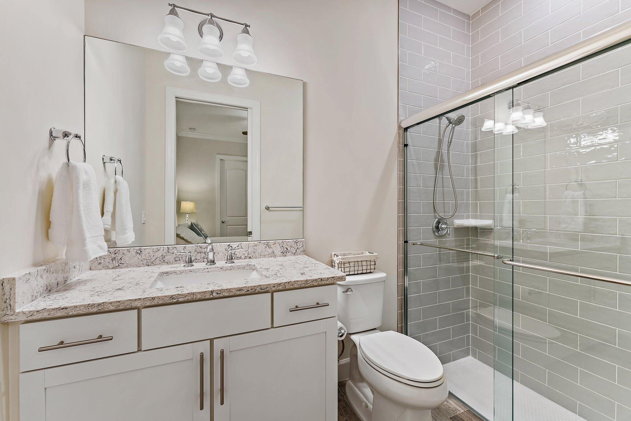 134 Indigo River Point Jupiter, FL 33478 - Photo 18 of 71 Guest Bath