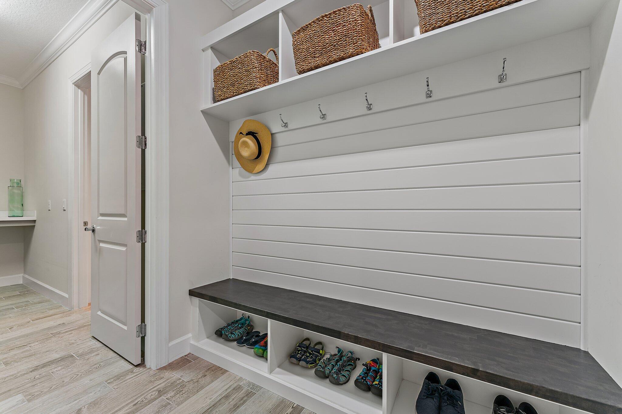 134 Indigo River Point Jupiter, FL 33478 - Photo 19 of 71 Mud Room