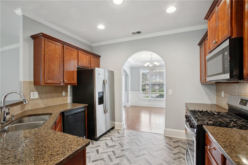 5632 Savannah River Road Atlanta, GA 30349 - Photo 7 of 28