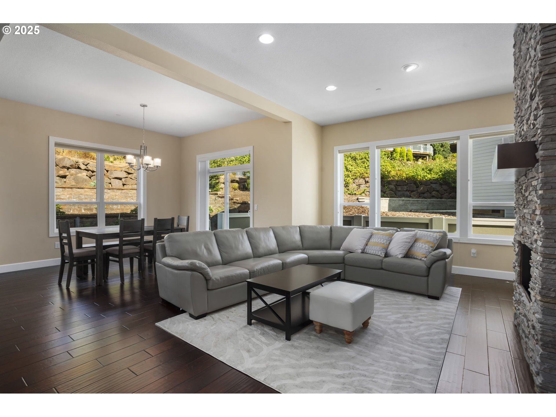 3537 Northwest 18th Circle Camas, WA 98607 - Photo 4 of 48