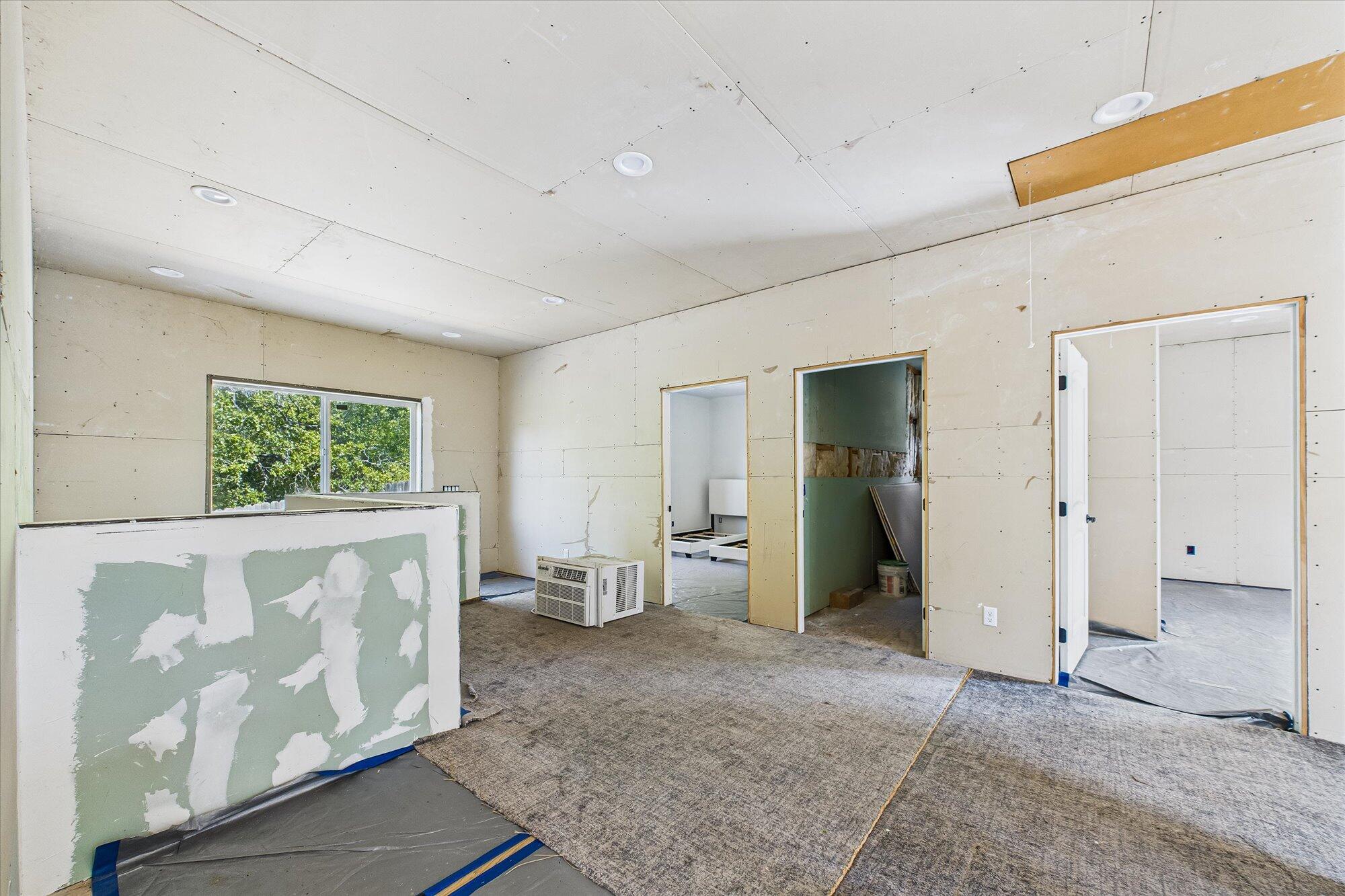 1991 Steelhead Road Alderpoint, CA 95511 - Photo 25 of 66 Upstairs Landing Room
