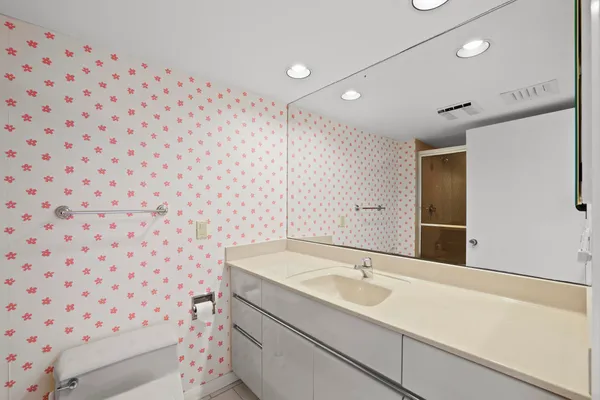 $1,199,000 | 3211 South Ocean Boulevard, Unit 804, Highland Beach, FL 33487