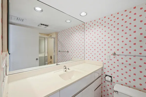 $1,199,000 | 3211 South Ocean Boulevard, Unit 804, Highland Beach, FL 33487