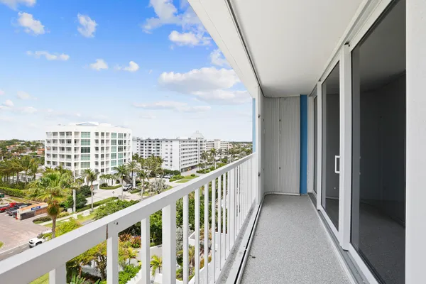 $1,199,000 | 3211 South Ocean Boulevard, Unit 804, Highland Beach, FL 33487