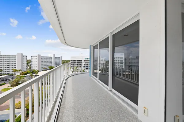 $1,199,000 | 3211 South Ocean Boulevard, Unit 804, Highland Beach, FL 33487