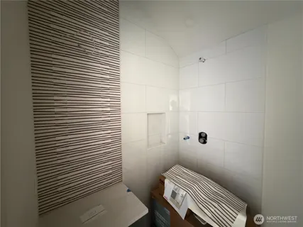 $875,000 | 4709 Southwest Hinds Street, Seattle, WA 98116