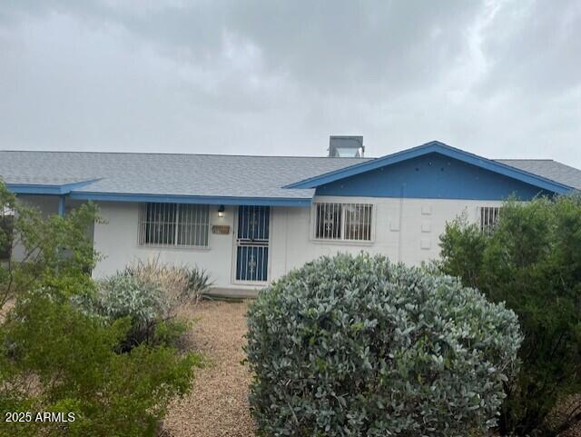 827 West 18th Street Tempe, AZ 85281 - Photo 2 of 8 a house view with a outdoor space