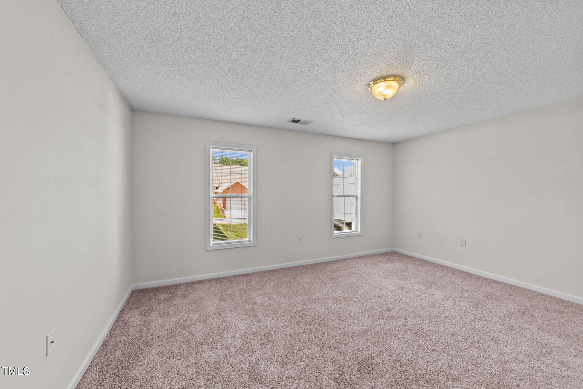 11370 Clubhaven Place, Unit 103 Raleigh, NC 27617 - Photo 26 of 38 33-web-or-mls-VB4A7337