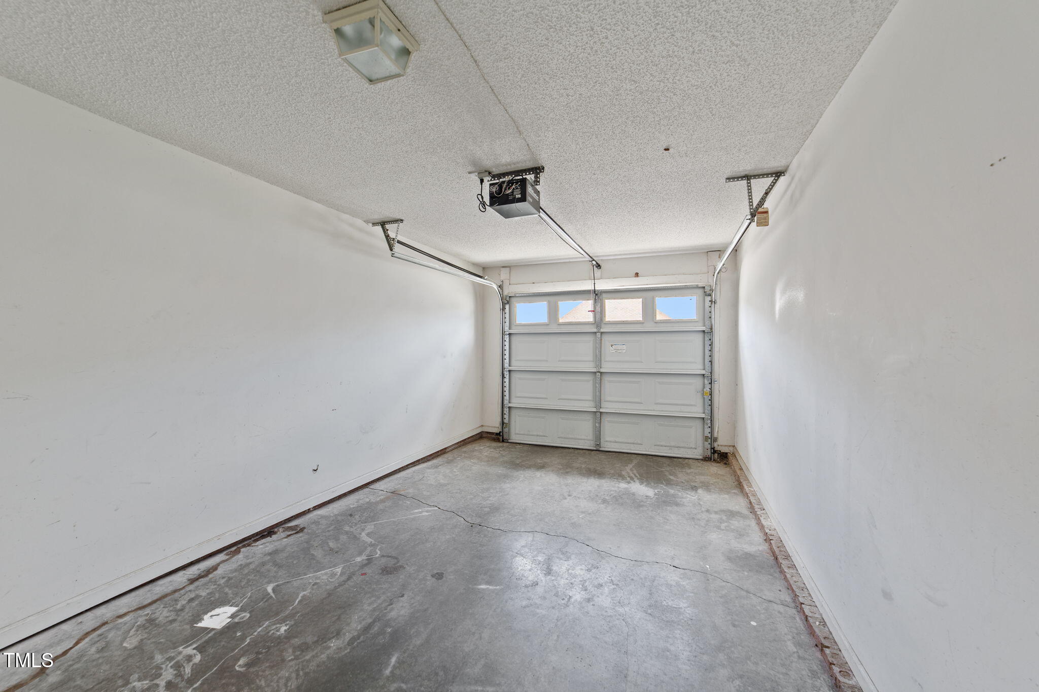 11370 Clubhaven Place, Unit 103 Raleigh, NC 27617 - Photo 34 of 38 31-web-or-mls-VB4A7331
