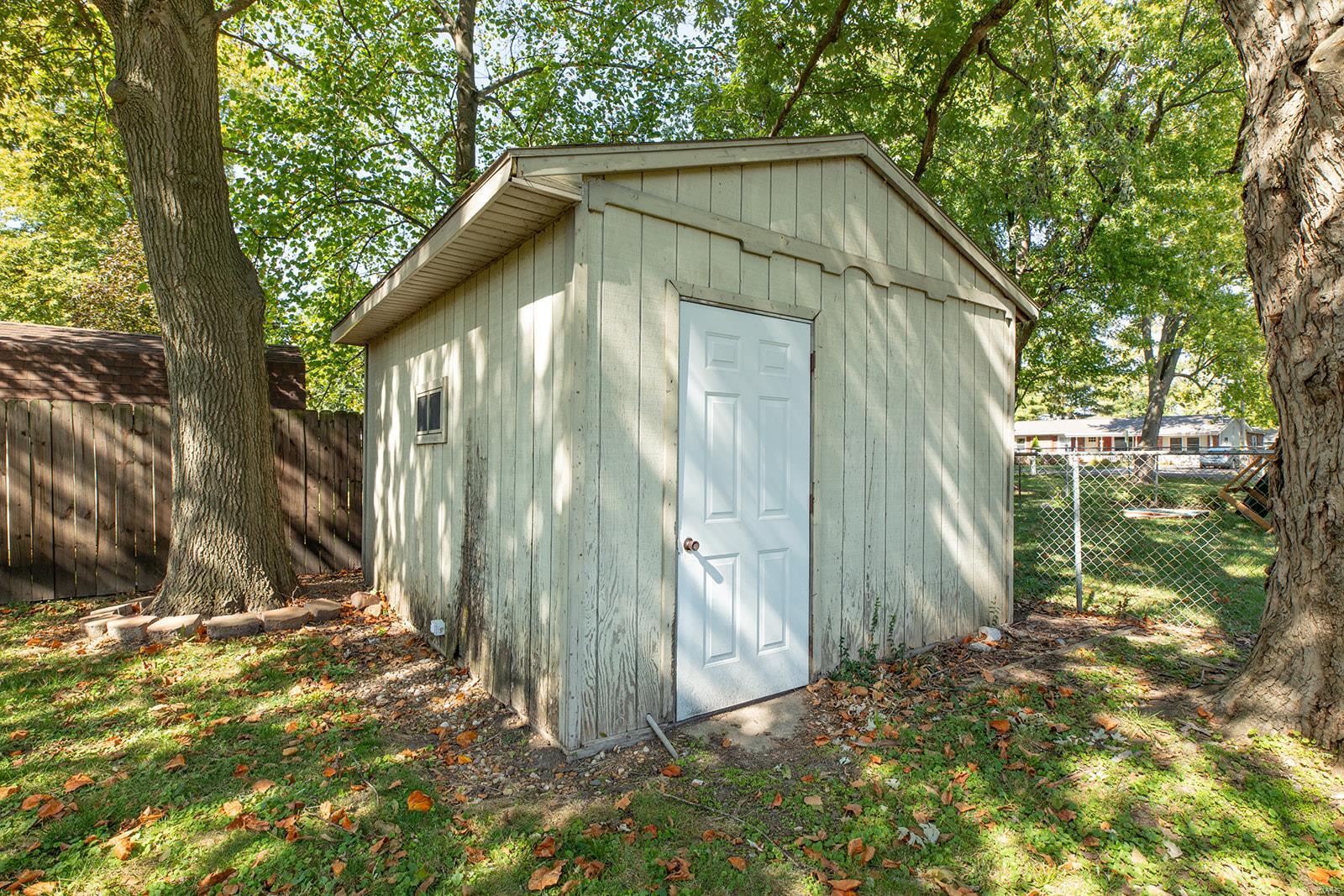 206 Edwin Street Brighton, IL 62012 - Photo 13 of 36