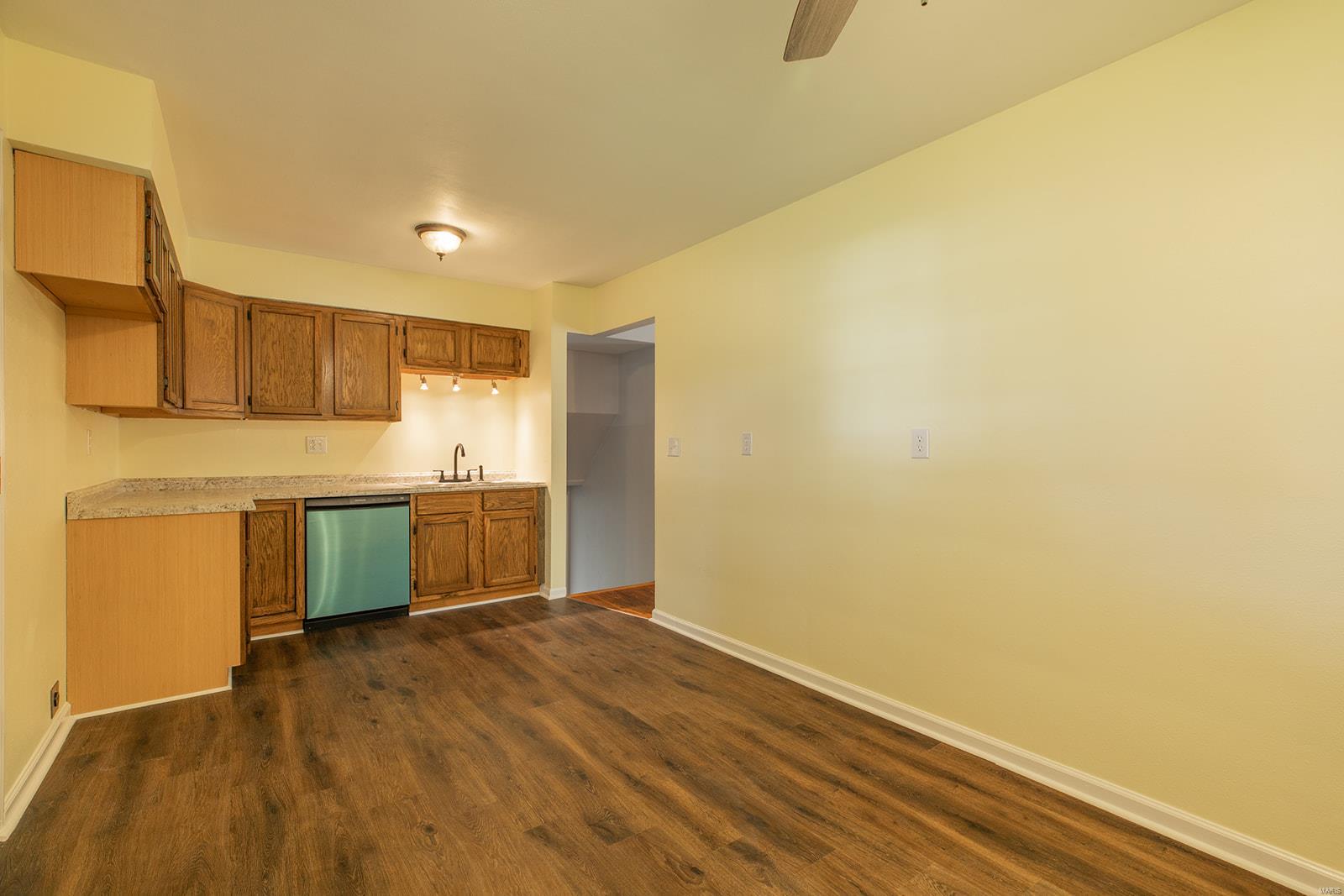 206 Edwin Street Brighton, IL 62012 - Photo 20 of 36