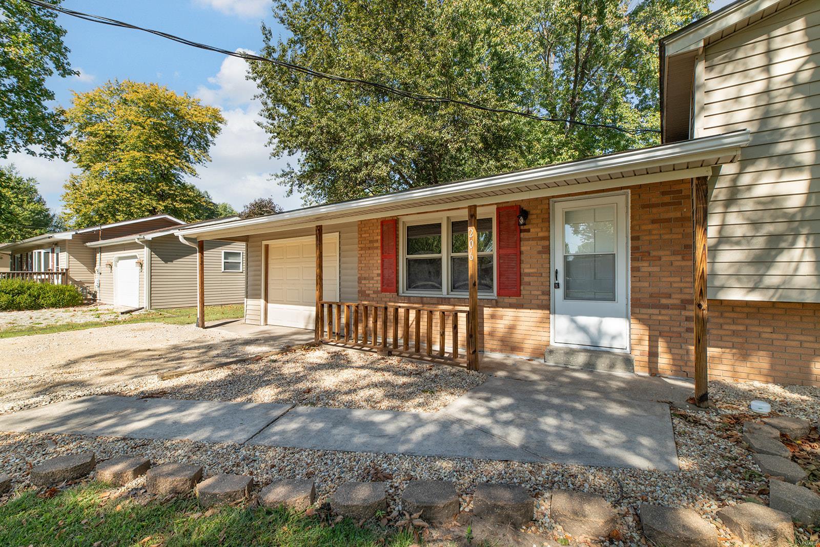 206 Edwin Street Brighton, IL 62012 - Photo 6 of 36