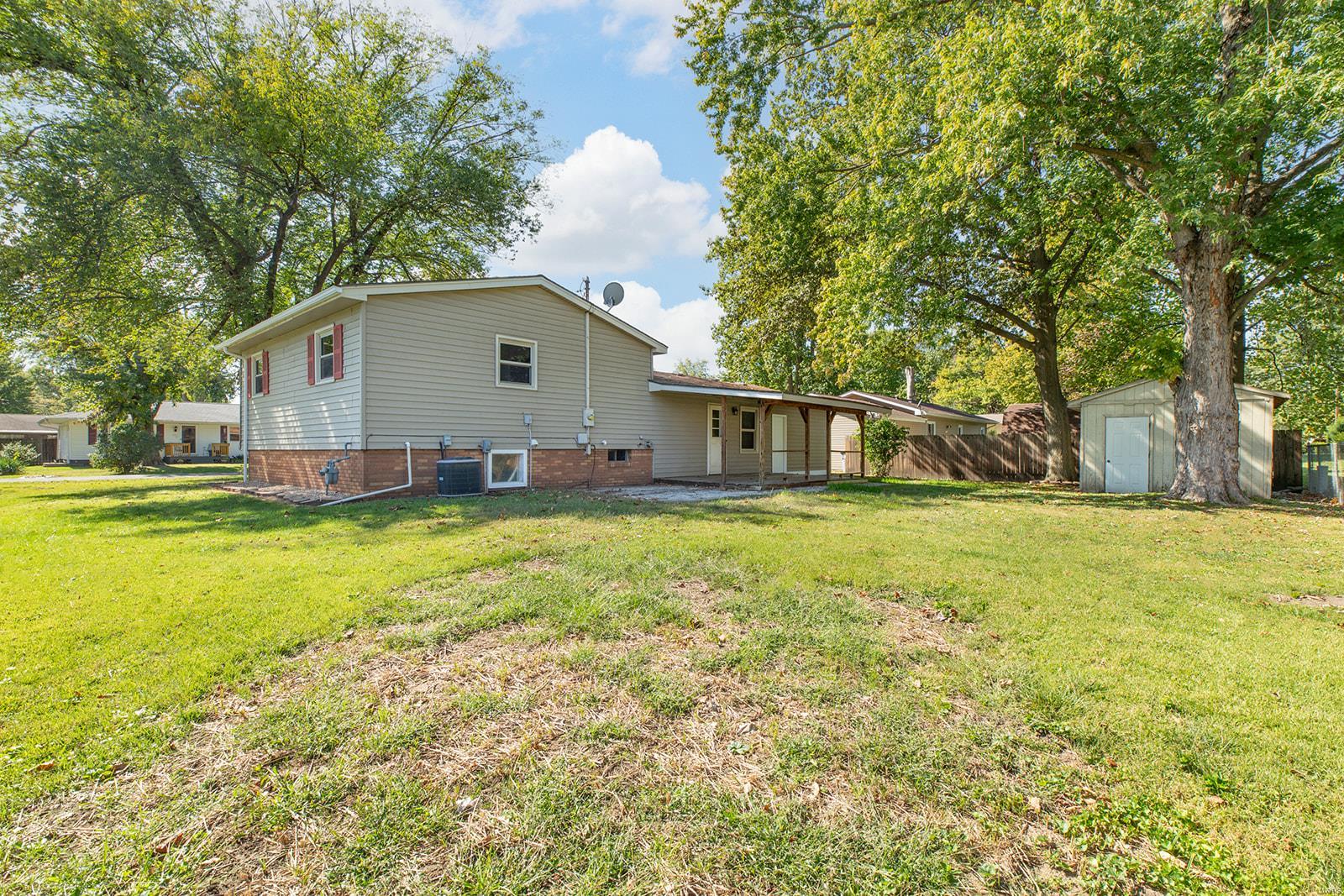 206 Edwin Street Brighton, IL 62012 - Photo 9 of 36