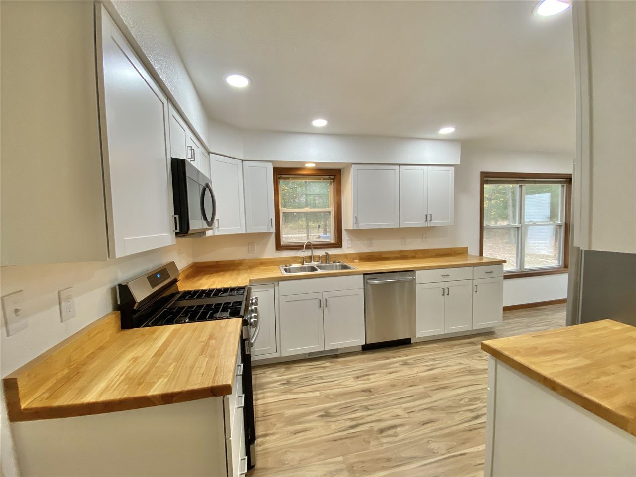 5908 Flock Road Beaverton, MI 48612 - Photo 8 of 36