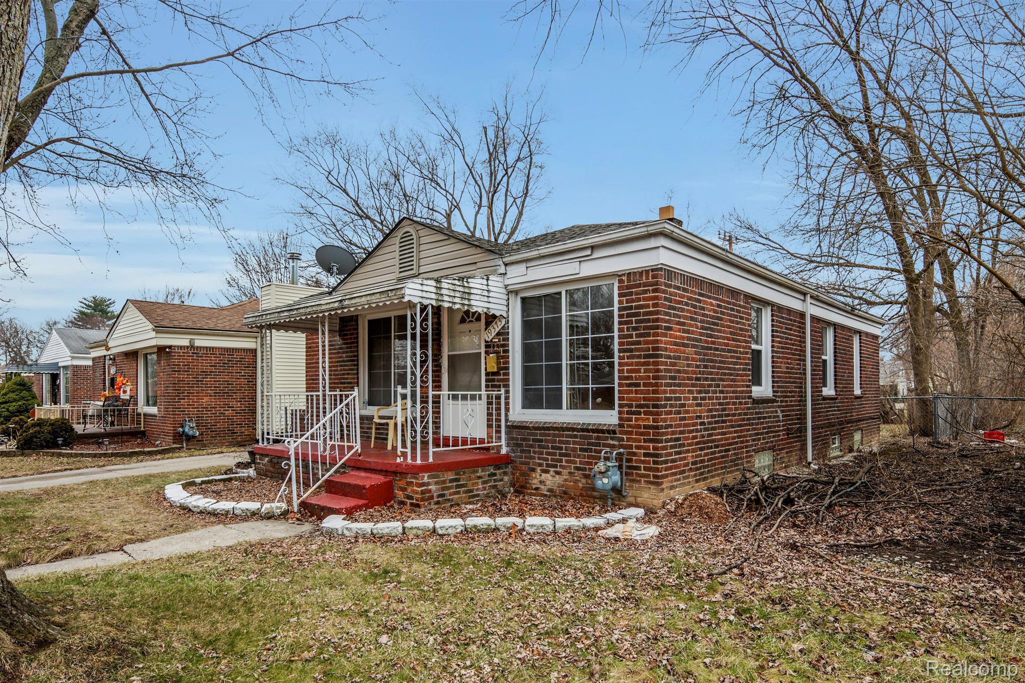 19373 Burt Road Detroit, MI 48219 - Photo 3 of 25 Gallery Image 3