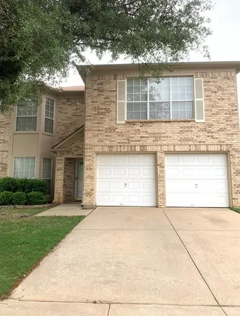 $2,575 | 205 Branch Bend, Euless, TX 76039