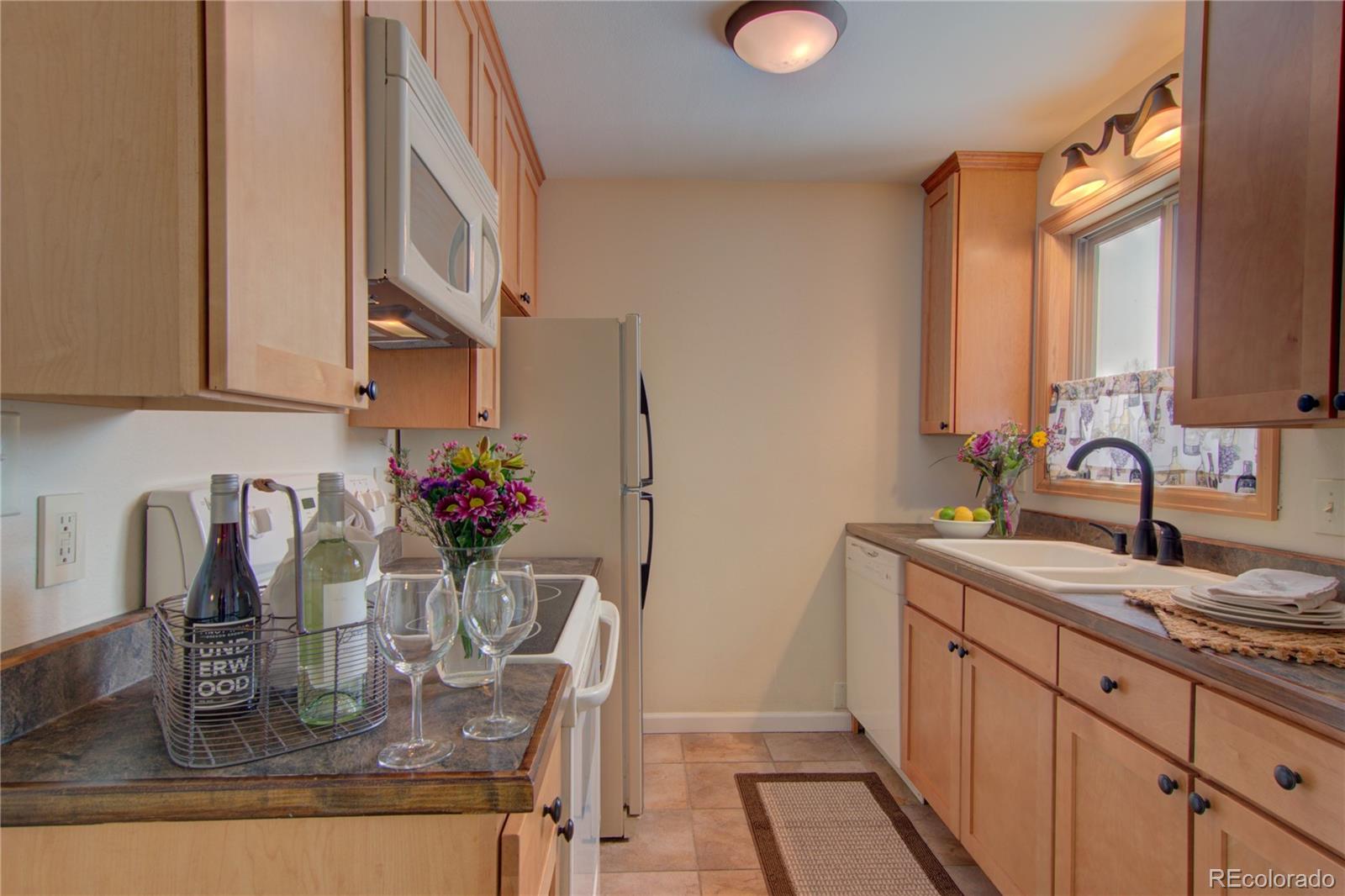 1565 Shadow Run Frontage, Unit 304 Steamboat Springs, CO 80487 - Photo 2 of 32