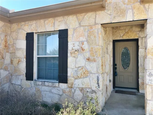 $2,099 | 300 Golden Eagle Lane, Leander, TX 78641