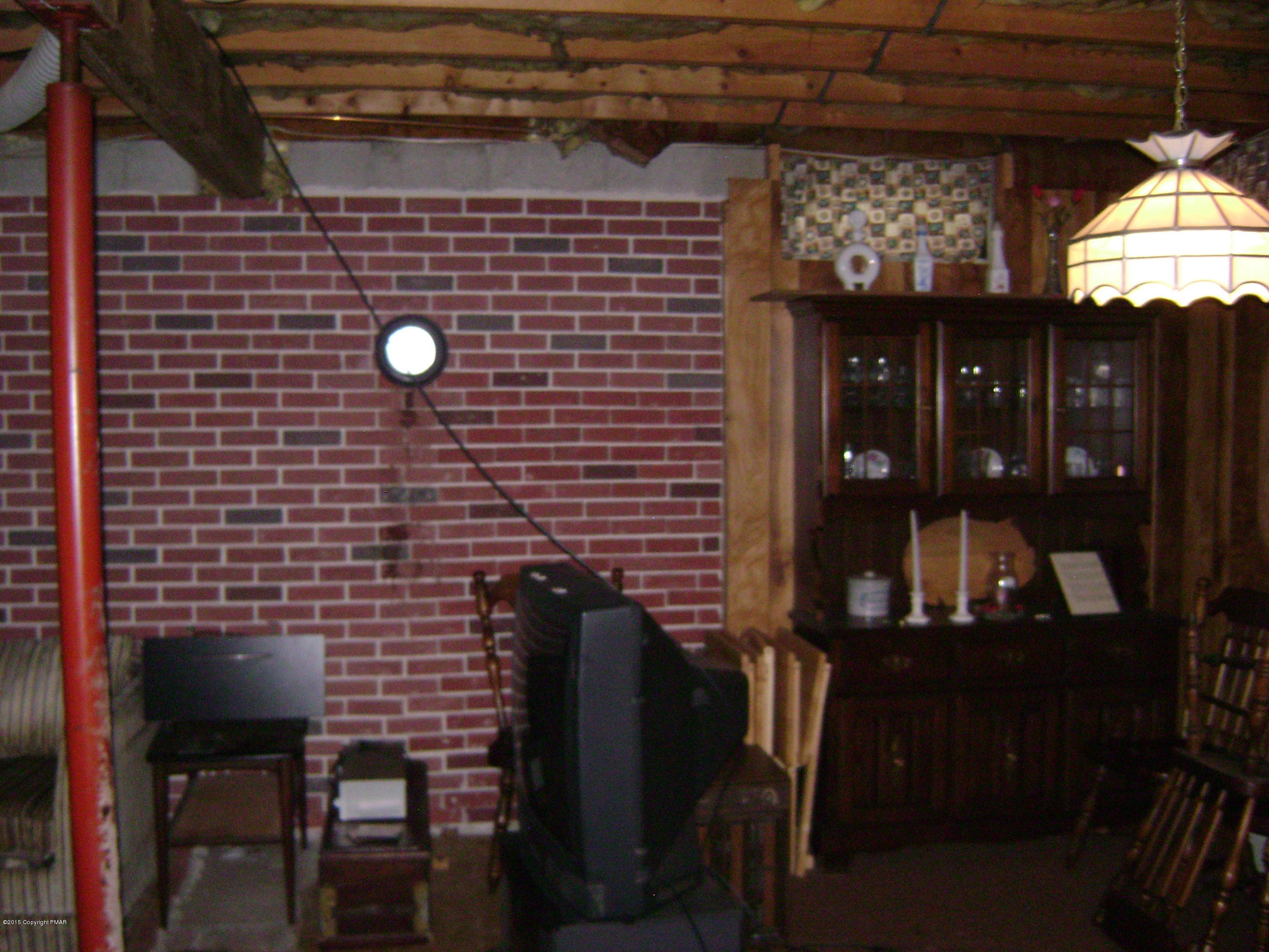 307 King Arthur Road Blakeslee, PA 18610 - Photo 13 of 19 MASCF307 (14)