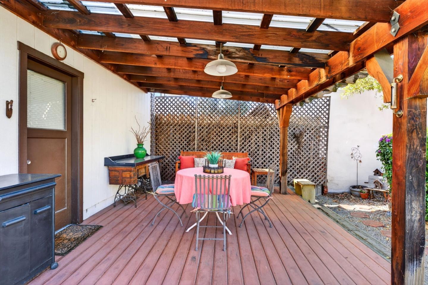 1087 Merle Avenue San Jose, CA 95125 - Photo 43 of 49 a outdoor space with sitting area
