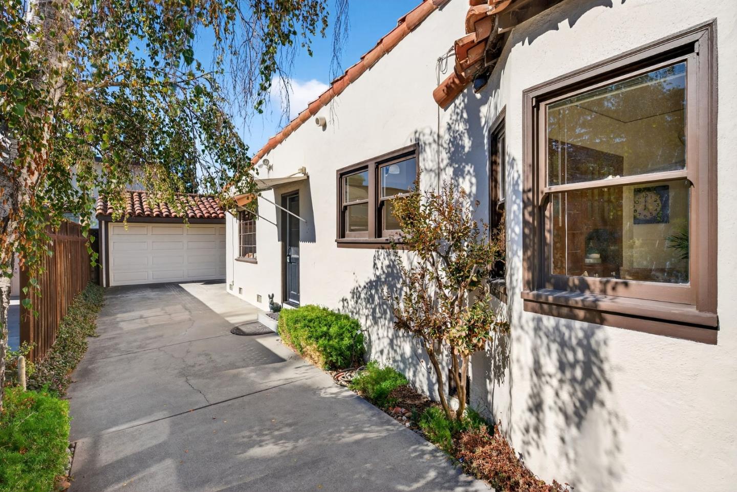 1087 Merle Avenue San Jose, CA 95125 - Photo 46 of 49 a view of a house with a yard and fountain